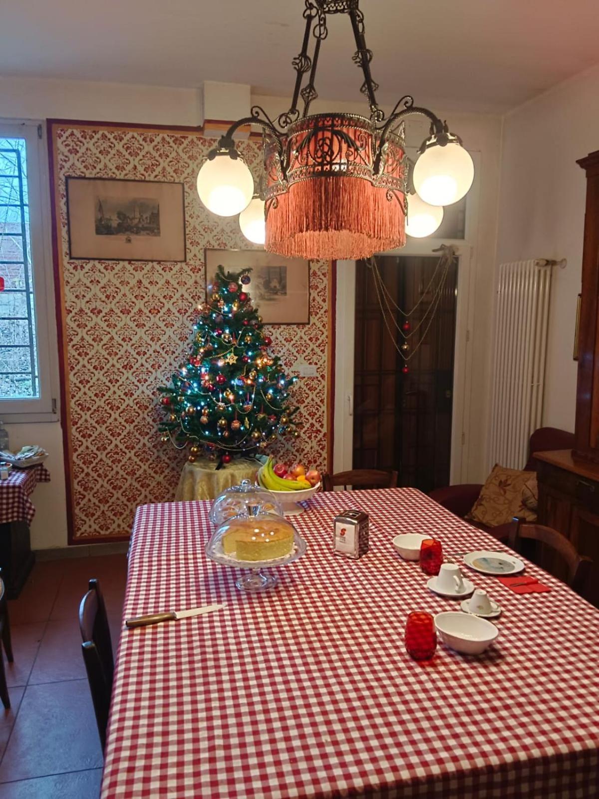 كريسْبيلاّنو La Maison Rouge المظهر الخارجي الصورة