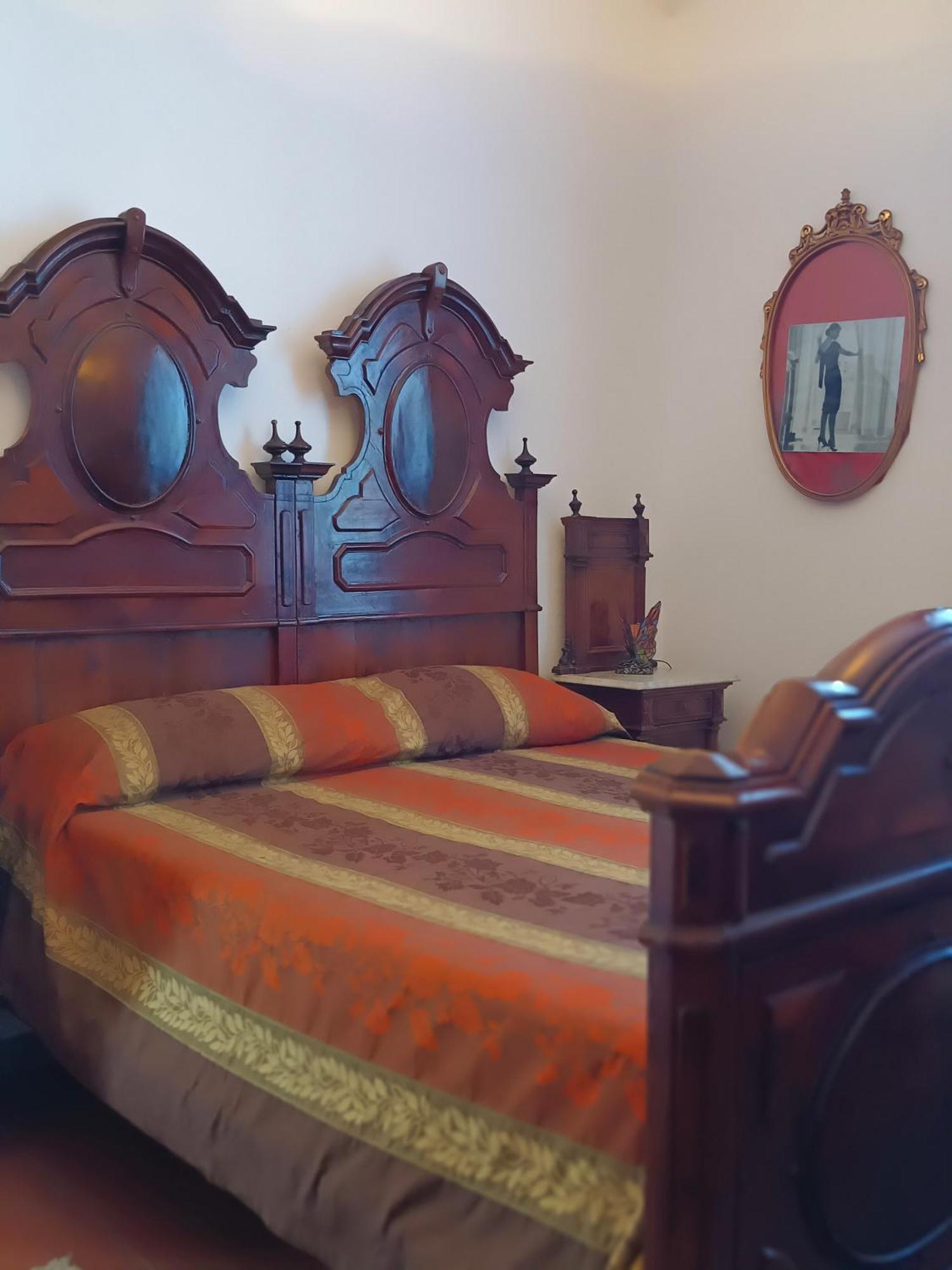 كريسْبيلاّنو La Maison Rouge المظهر الخارجي الصورة